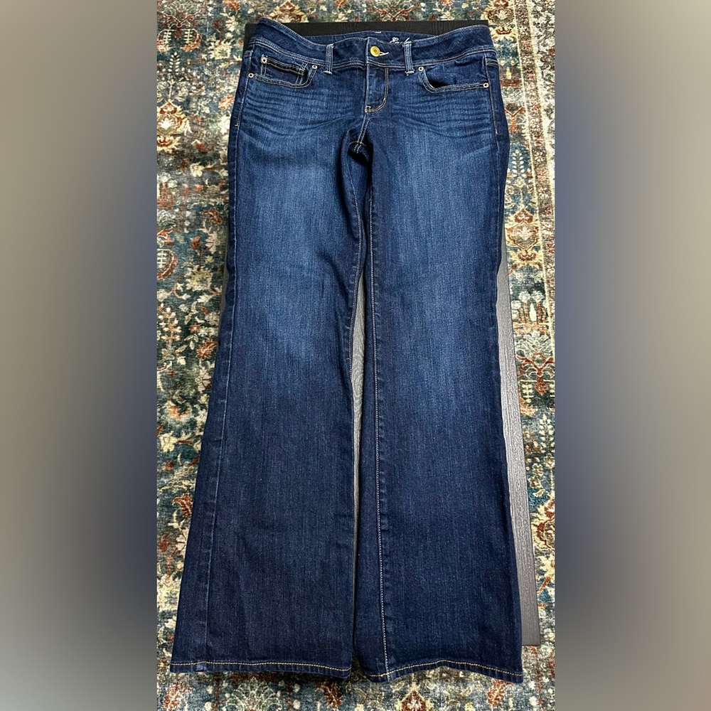 EUC American Eagle mid rise slim boot cut size 12